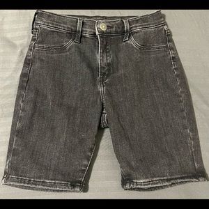 Girls Old Navy Black Wash Bermuda Short Sz 12